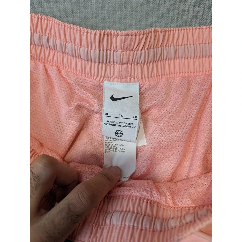 Nike Swim Trunks Mens XL Peach Pink Polyester Move to Zero Mesh Lined Shorts